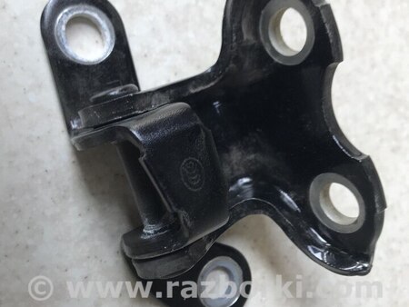 Петля двери задняя правая для Lexus ES350 (12-18) Киев 68760-20122