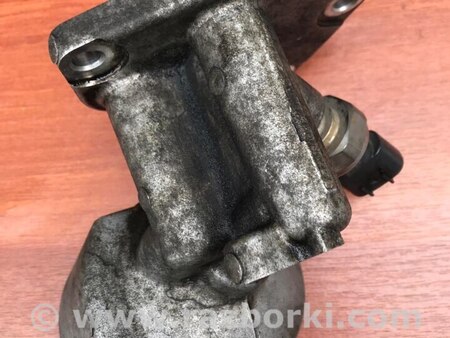 Кронштейн масляного фильтра для Toyota Land Cruiser Prado 150 Киев 15677-11020