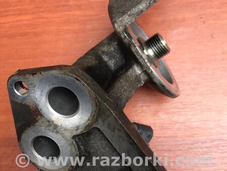 Кронштейн масляного фильтра для Toyota Land Cruiser Prado 150 Киев 15677-11020