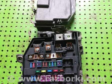 Блок предохранителей для Honda CR-V (07-11) Киев 38250SWYE02