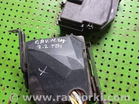 Блок предохранителей для Honda CR-V (07-11) Киев 38250SWYE02