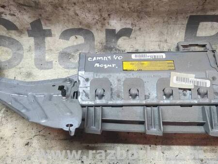 Подушка безопасности (Airbag) коленная водителя для Toyota Camry 40 XV40 (01.2006-07.2011) Киев 7390006010B1
