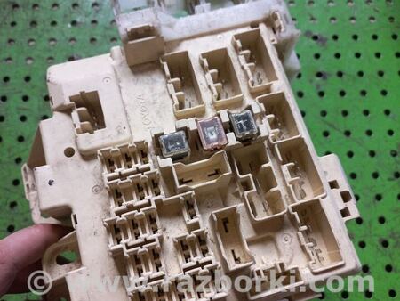 Блок предохранителей для Toyota Camry 20 XV20 (08.1996-01.2002) Киев 8267033030