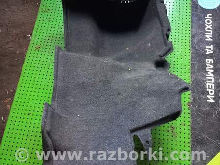 Обшивка багажника левая для Toyota Auris E150 (10.2006-11.2012) Киев 6472012040C0