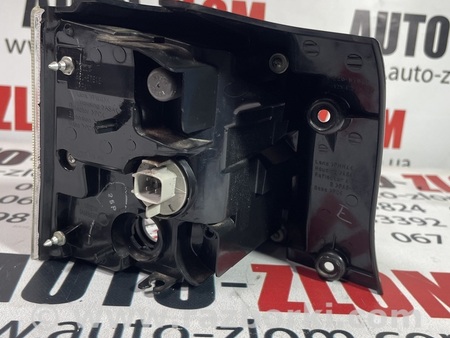 Фонарь задний правый для Mitsubishi Outlander XL Львов 220-87813, 220-87920
