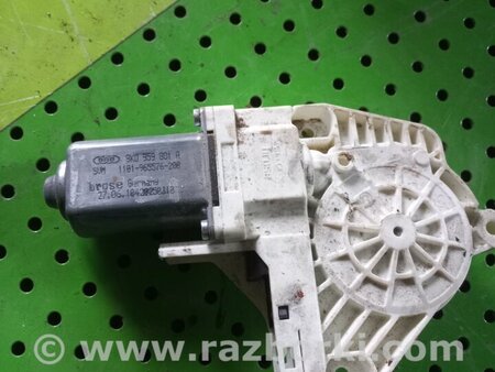 Моторчик стеклоподьемника передний левый для Audi (Ауди) A4 B8 - 8K2, 8K5 (08.2007-11.2015) Киев 8K0959801A