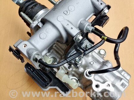 Насос ABS для Toyota Camry 70 XV70 (01.2017-...)  Киев 47210-42200, 47050-42200