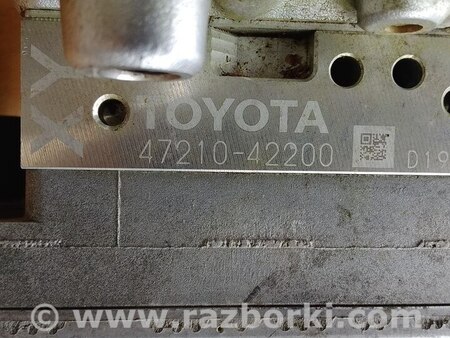 Насос ABS для Toyota Camry 70 XV70 (01.2017-...)  Киев 47210-42200, 47050-42200