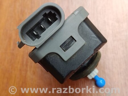 Моторчик корректора фары для Nissan Qashqai (07-14) Киев 7700 420 737