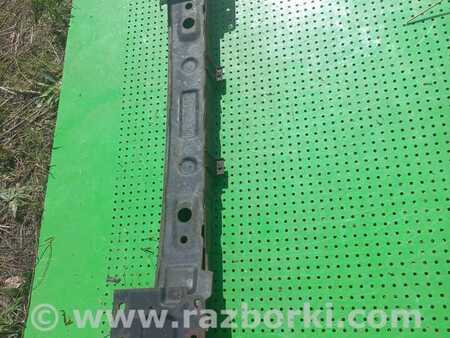 Усилитель переднего бампера для Hyundai Trajet (1999-2007) Киев 865303A010