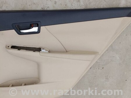 Обшивка двери задней правой для Toyota Camry 50 XV55 (04.2014-07.2018)  Киев 67725-X1410