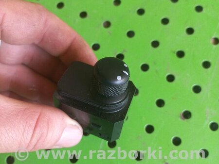 Блок управления зеркалами для Suzuki SX4 Киев 3795062J00