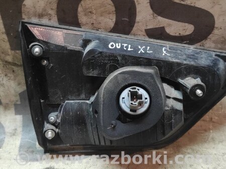 Фонарь задний правый внутренний для Mitsubishi Outlander XL Киев 8331A006