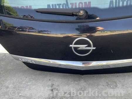 Кришка багажника для Opel Astra H (2004-2014) Львов