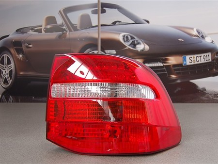 Фонарь задний правый для Porsche Cayenne (10-18) Бровары 95563148800, 95563148801, 95563148802