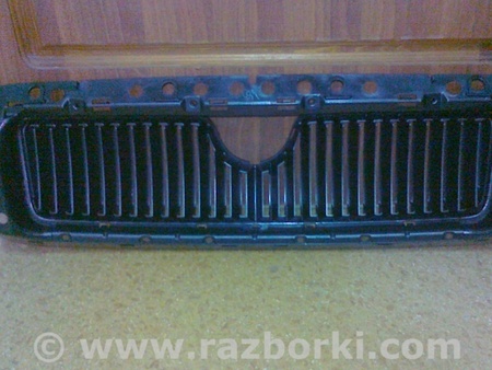 Решетка радиатора для Skoda Octavia A5 Киев