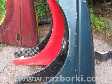 Крылья передние (левое, правое) для Ford Escort Львов