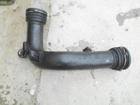 Патрубок интеркулера для Volkswagen Golf V Mk5 (10.2003-05.2009) Львов 1K0145762L