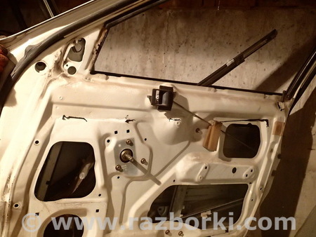 Двери передние (левая, правая) для Mitsubishi Lancer Киев