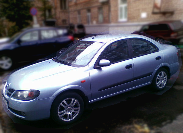 ФОТО Almera & Mazda Здолбуновская 1